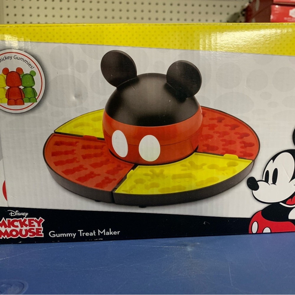 MICKEY MOUSE GUMMY MAKER